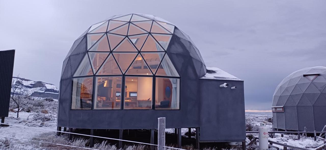 Dome With Stunning Glacier & Mountain Views ปวยร์โตนาตาเลส ภายนอก รูปภาพ